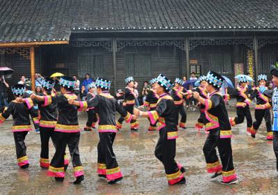 湘西少數(shù)民族苗族的傳統(tǒng)節(jié)日有哪些？